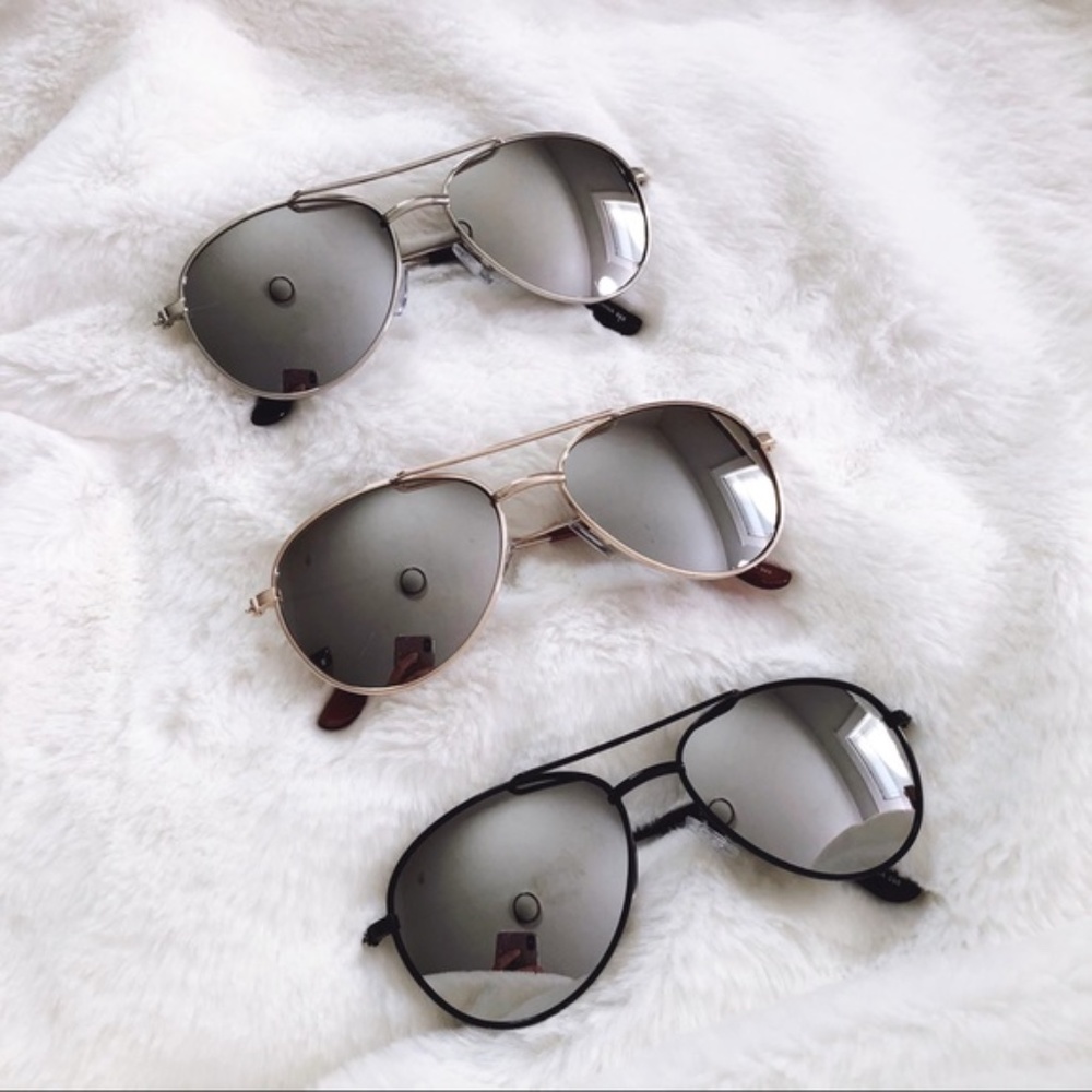 Hunter Mirrored Aviator Sunglasses - Picture 16 of 16